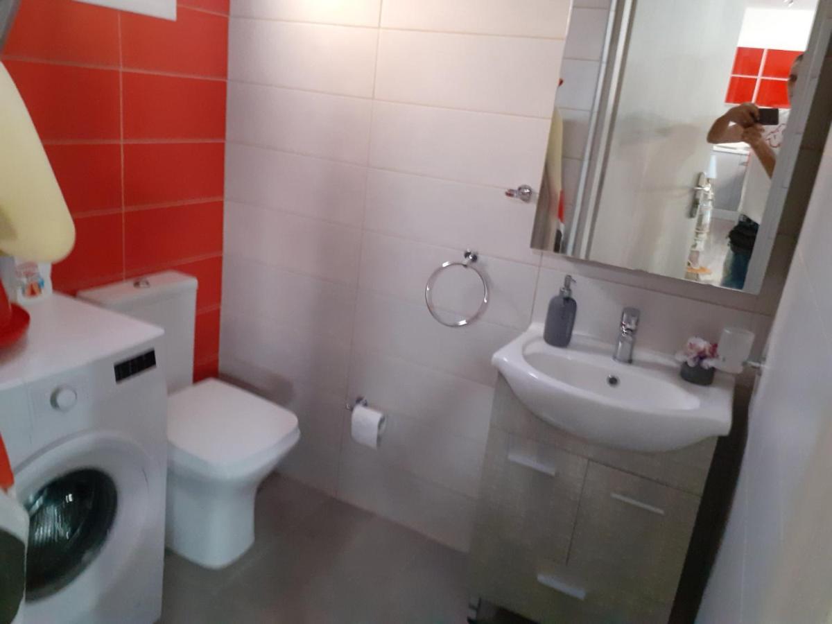 Christen House Perigialion Екстериор снимка