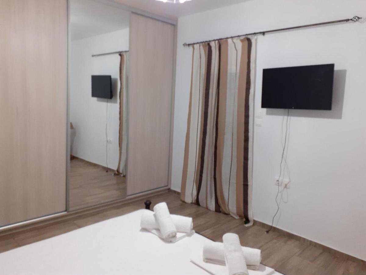 Christen House Perigialion Екстериор снимка