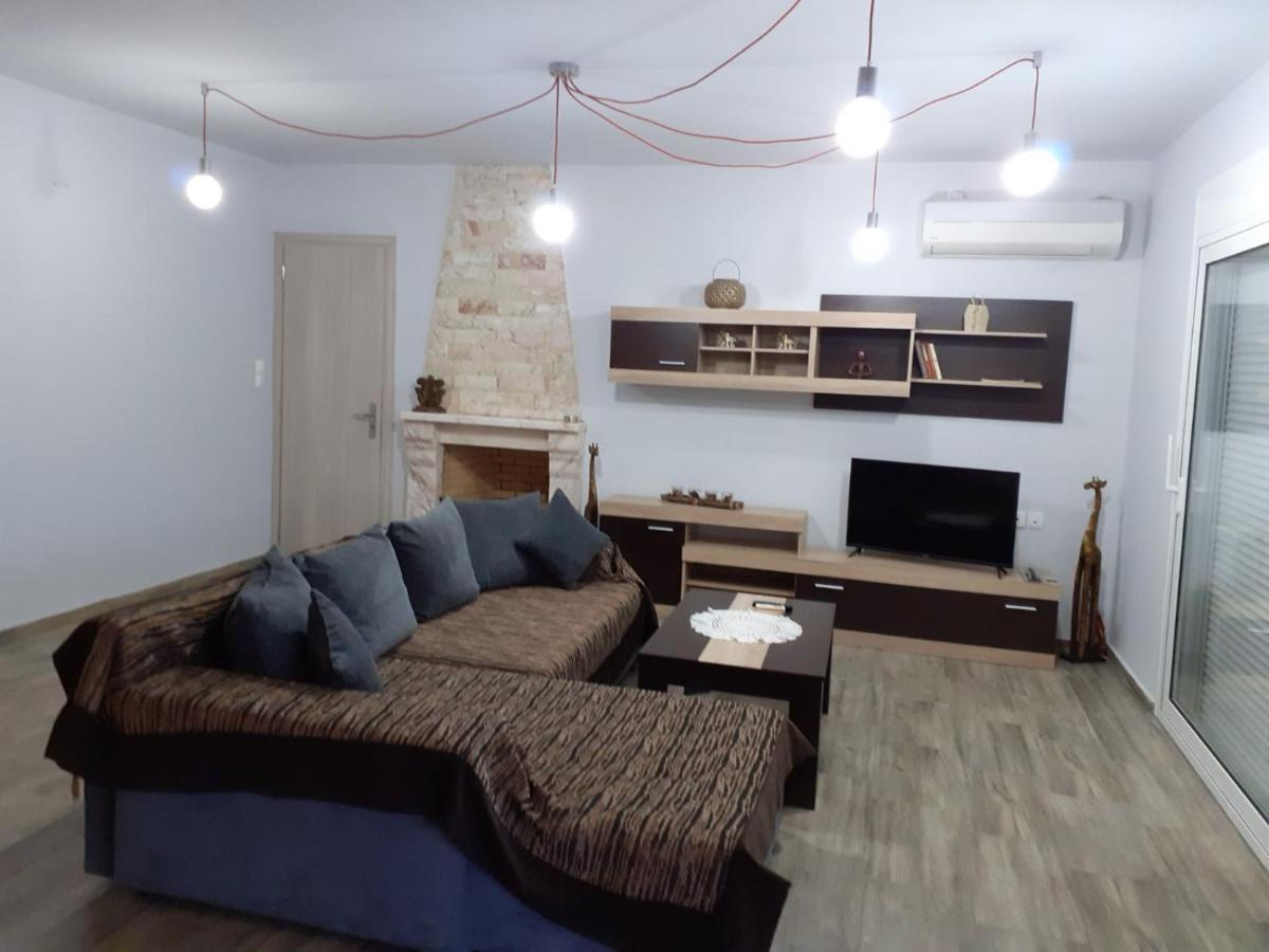 Christen House Perigialion Екстериор снимка